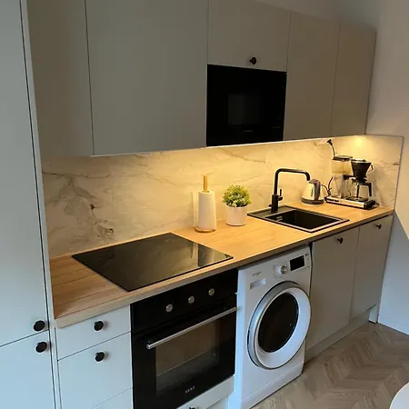 アパート Tilava Kolmio, Oma Autopaikka *