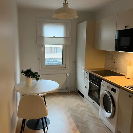 Tilava Kolmio, Oma Autopaikka